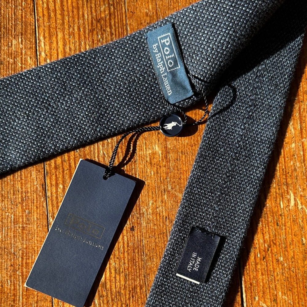 Stylish Blue Polo Knit Tie - Picture 2 of 3